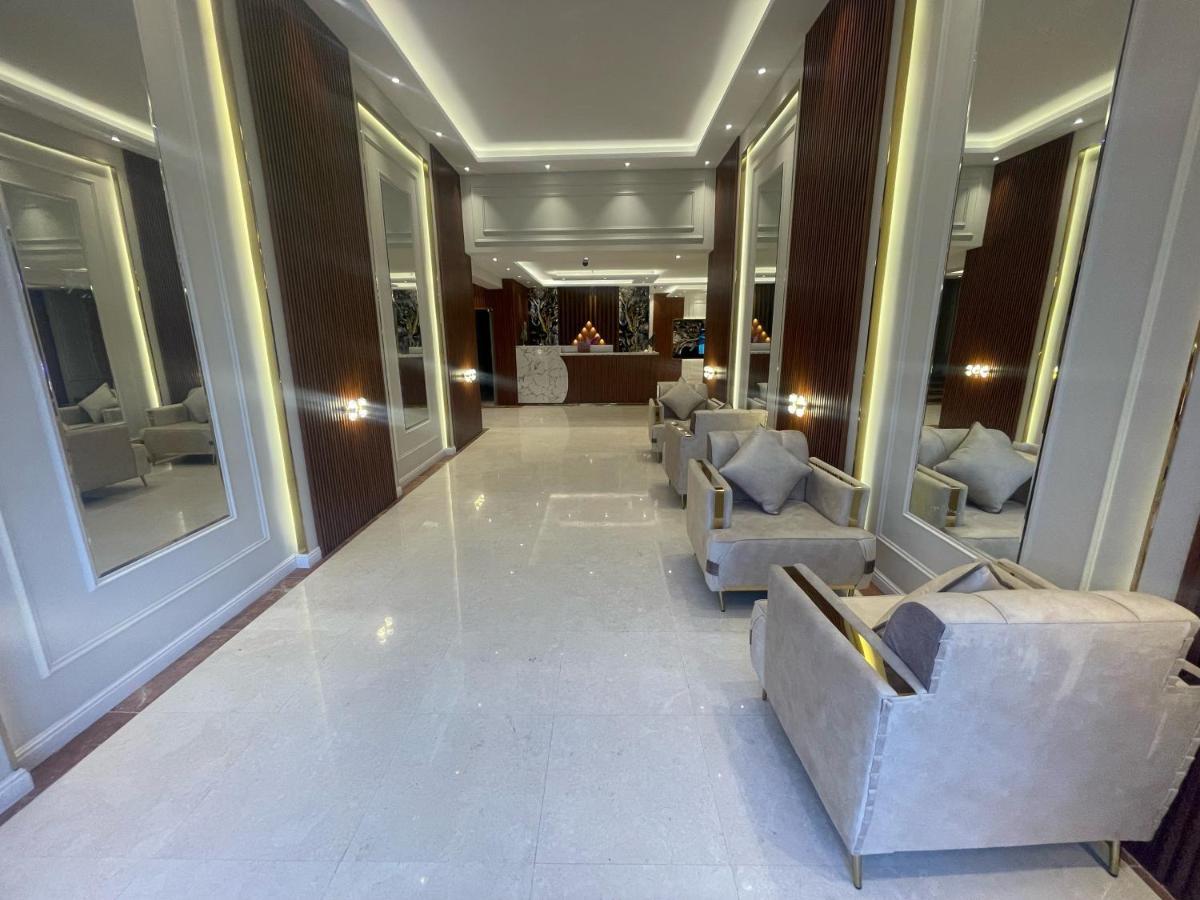 Admire Apart' - Aparthotel 3*